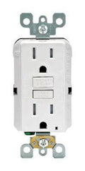 1 125 Leviton V Outlet Duplex amps 15 SmartlockPro pk White GFCI 5-15R