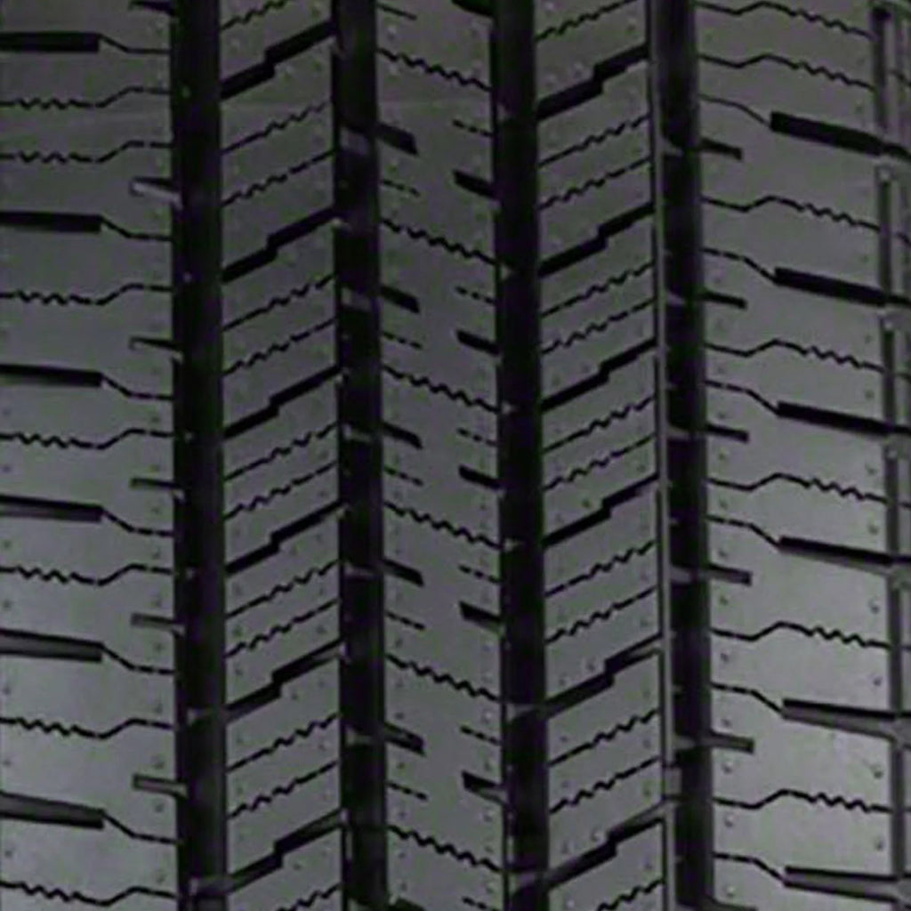 Light Truck 121/118S Hankook (RH12) LT285/70R17 Highway Tire HT Dynapro E