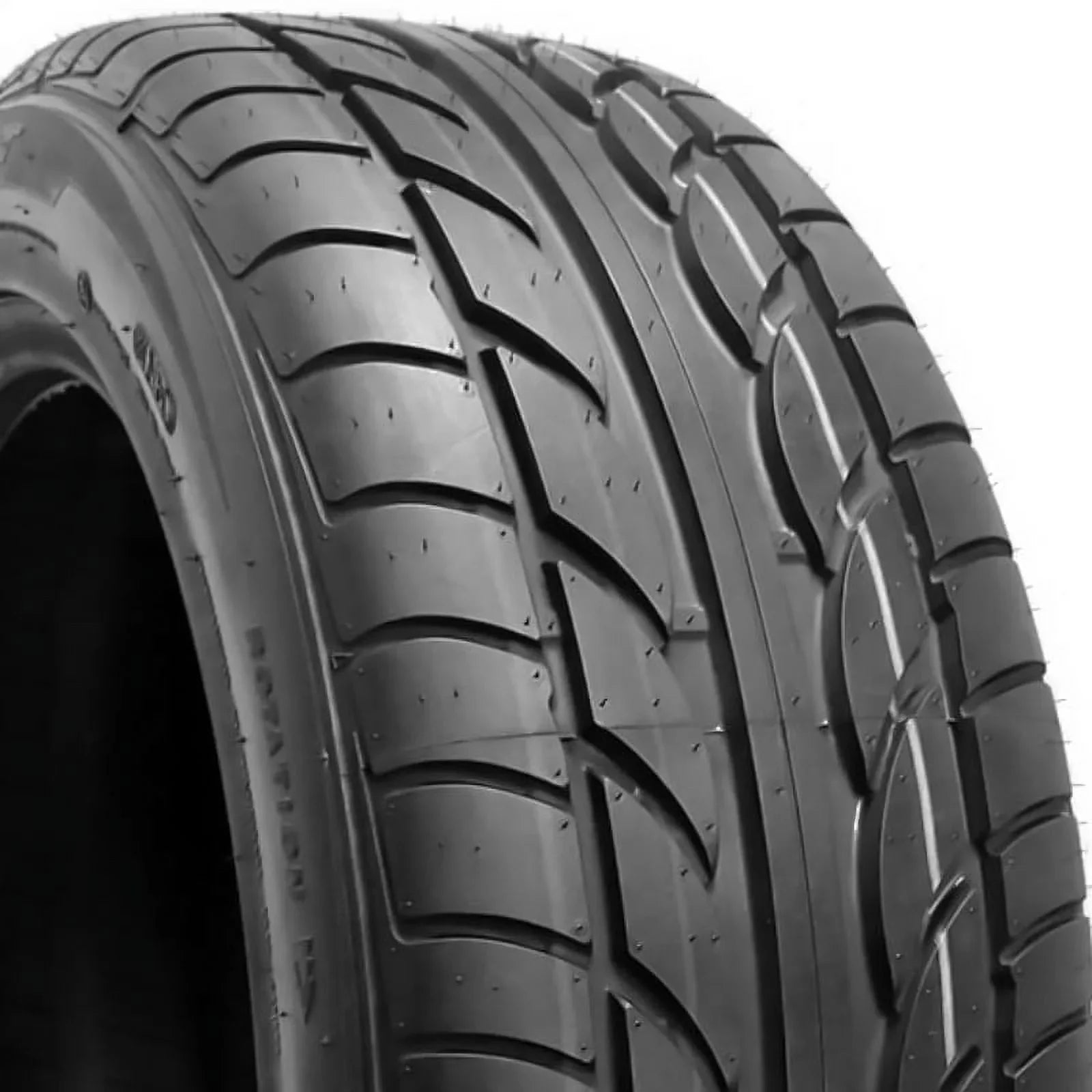 X-MT 8PLY Desert Hawk 33X12.50R15 Mud-Terrain Achilles Rated - Tire