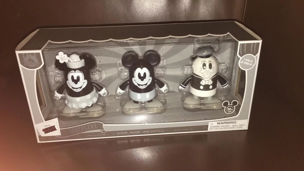 300 Shufflerz Minnie Expo Mickey Donald Limited Box with New Disney of D23 2019